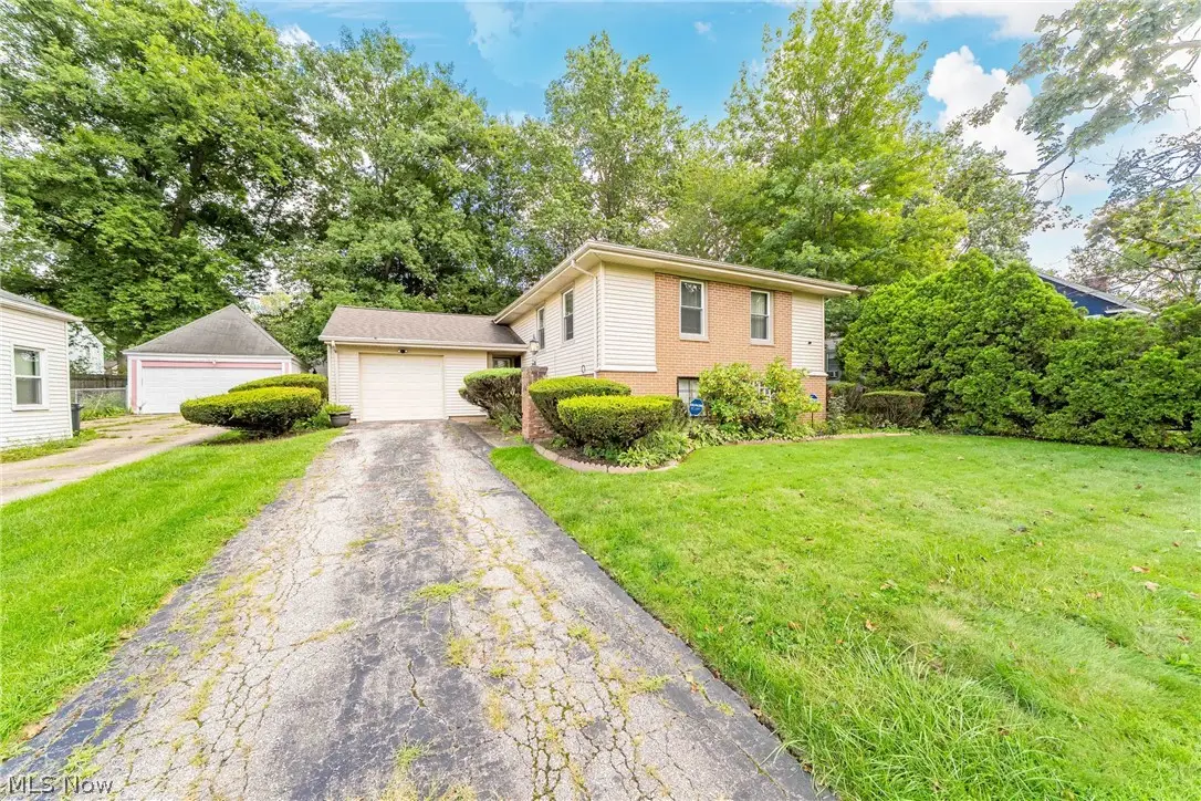 753 Crestview Avenue, Akron, OH 44320 - #1