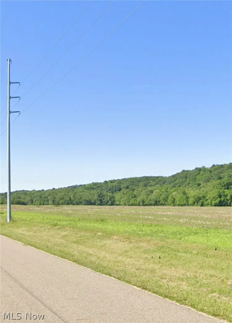 NE Railroad Avenue, Strasburg, OH 44680 - #1