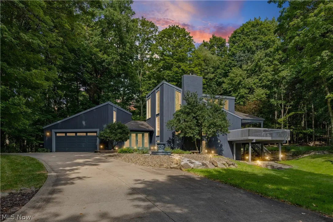 1049 N Medina Line Road, Akron, OH 44333 - #1