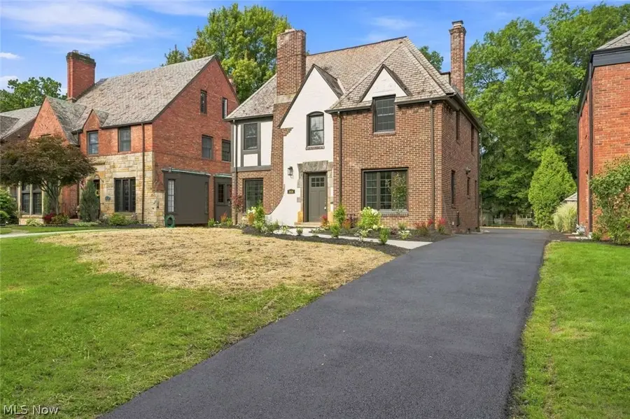 2606 Edgerton Road, University Heights, OH 44118 - #2