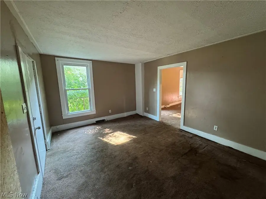 2218 Forestdale Avenue, Cleveland, OH 44109 - #3