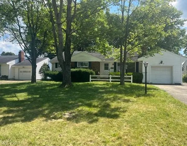 1921 Cover Drive, Poland, OH 44514