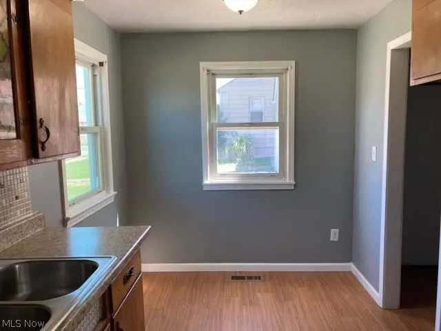 5721 Flowerdale Avenue, Cleveland, OH 44144 - #3