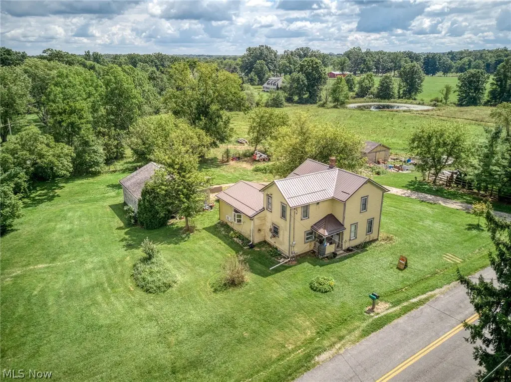 3746 Mcclintocksburg Road, Diamond, OH 44412 - #1