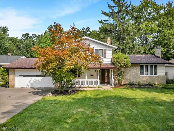 6221 Brighton Drive, North Olmsted, OH 44070