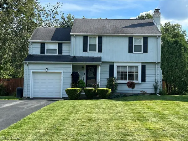 4287 Woodleigh Lane, Austintown, OH 44511