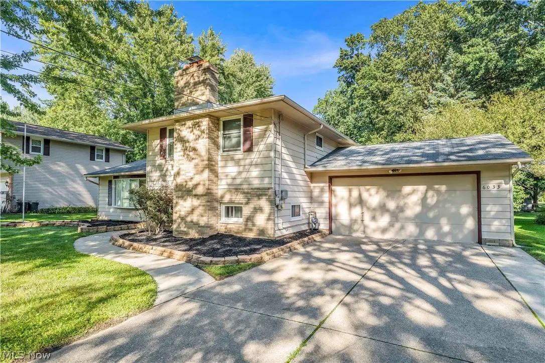 6033 Harrison Street, Mentor, OH 44060 - #1
