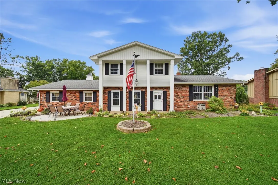 831 Oakcrest Ne Lane, Massillon, OH 44646 - #1