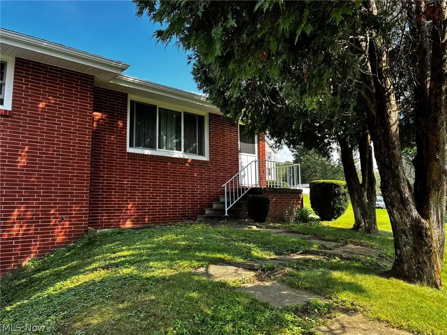 21 Sarah Boulevard, Toronto, OH 43964 - #2