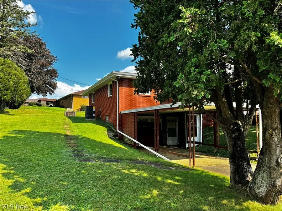21 Sarah Boulevard, Toronto, OH 43964 - #3