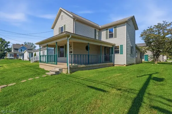 419 Poplar Avenue, Williamstown, WV 26187