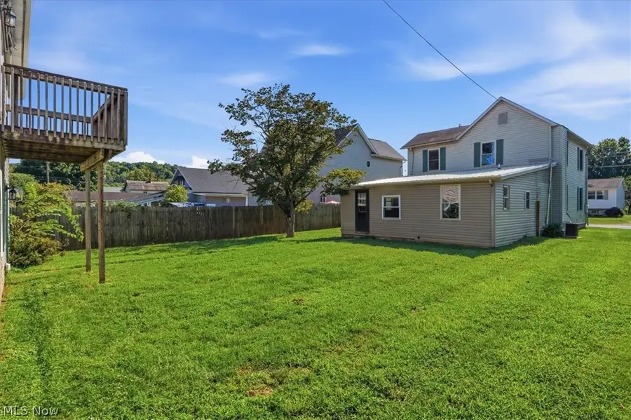 419 Poplar Avenue, Williamstown, WV 26187 - #2