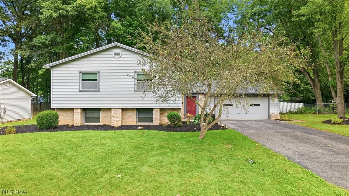 1159 Timbercrest, Youngstown, OH 44505 - #1