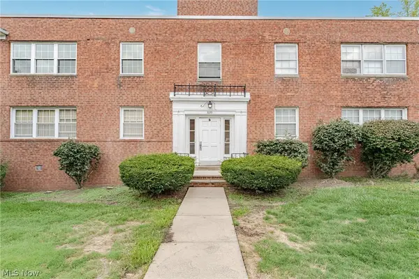 3271 Warrensville Center Road #8B, Shaker Heights, OH 44122