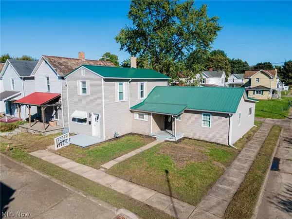 1152 Adams Street, Coshocton, OH 43812