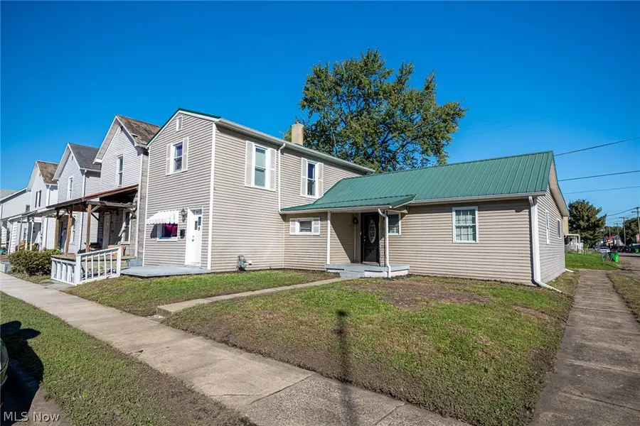 1152 Adams Street, Coshocton, OH 43812 - #3