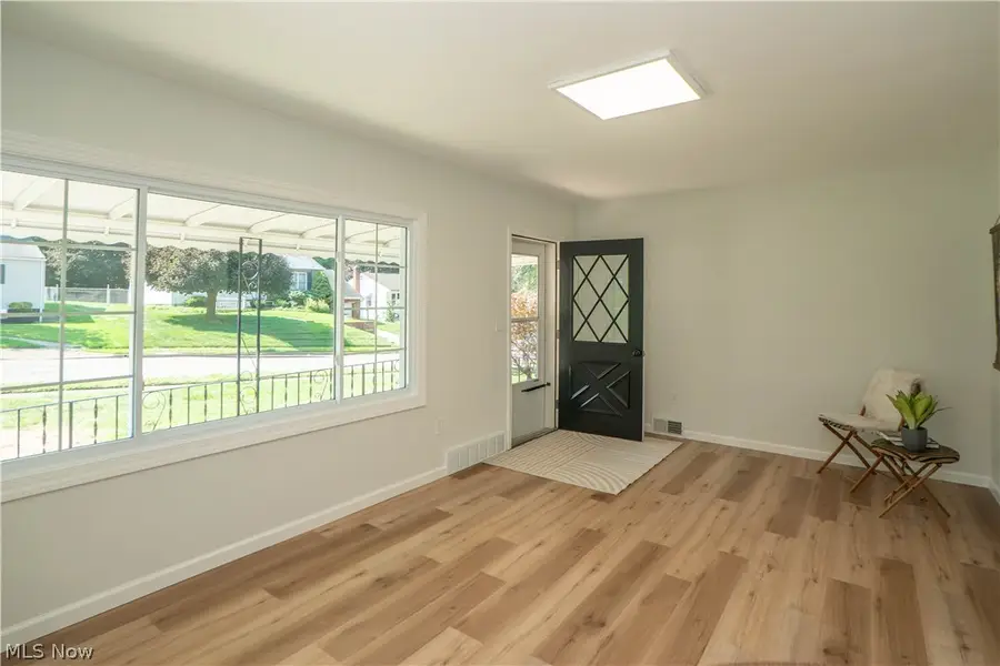 359 Lincoln Avenue, Barberton, OH 44203 - #3