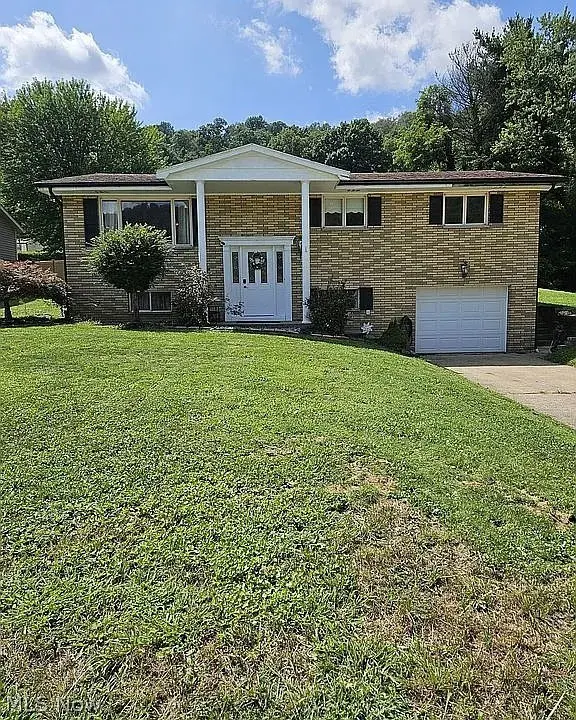 608 E Fernwood Drive, Toronto, OH 43964