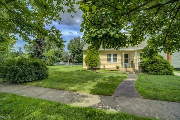 4312 Kenmore Avenue, Parma, OH 44134