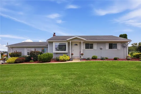 3274 S Carr Road, Apple Creek, OH 44606