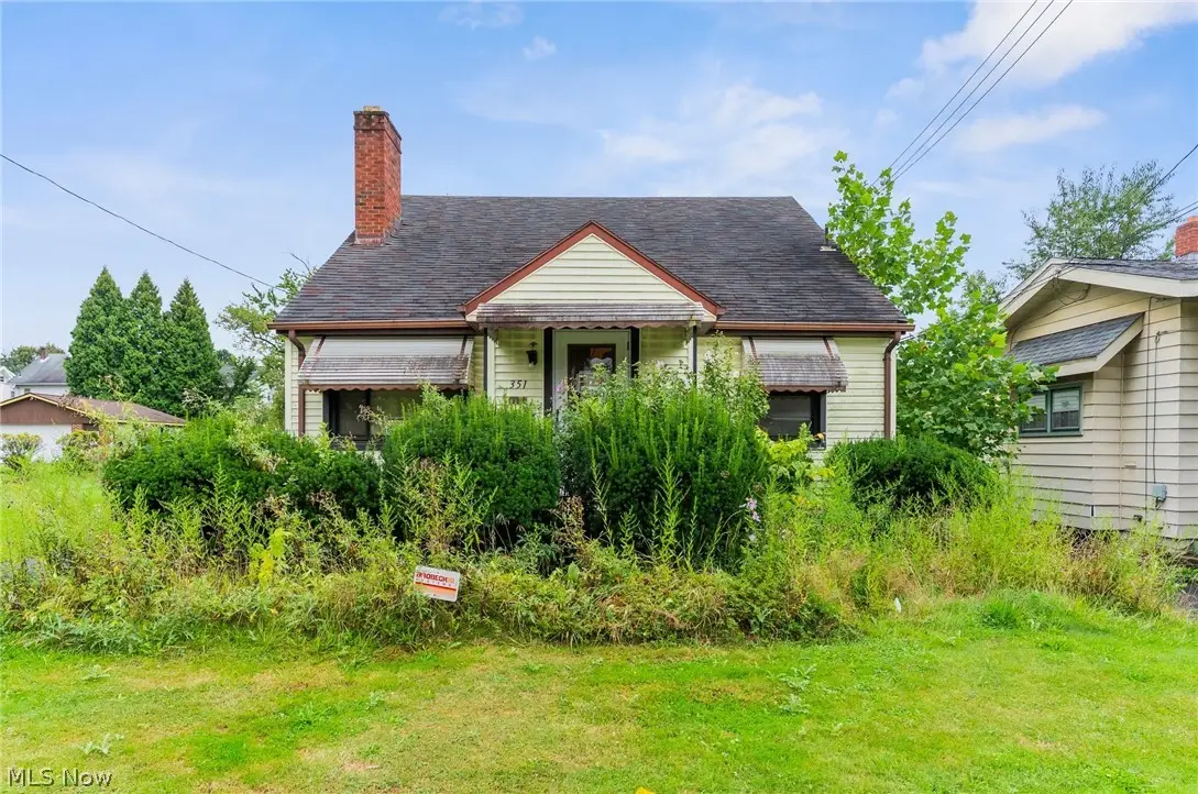 351 E Avondale Avenue, Youngstown, OH 44507 - #1