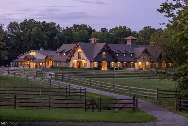 10190 N Girdle Road, Mesopotamia, OH 44062