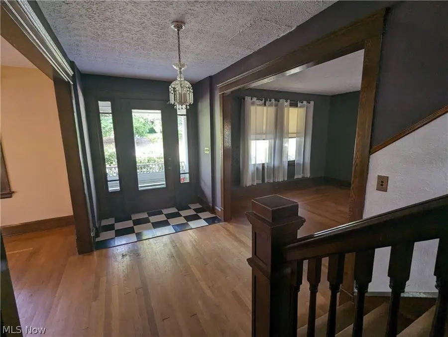 616 East Avenue, Elyria, OH 44035 - #3