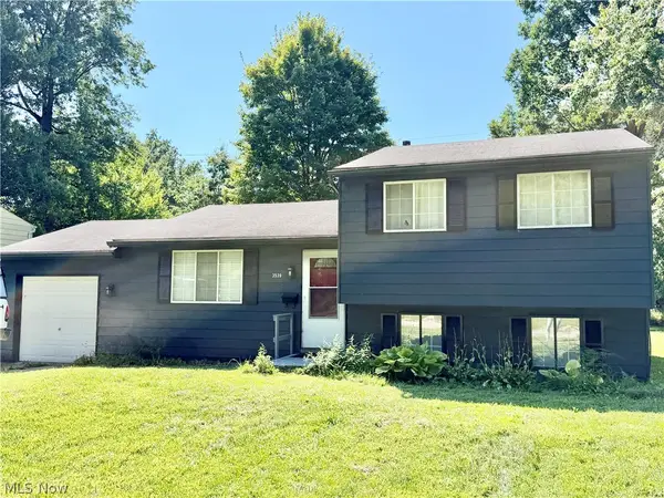 3539 Dunstan Nw Drive, Warren, OH 44485