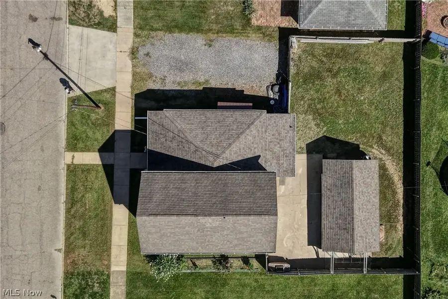 130 2nd Sw Street, Strasburg, OH 44680 - #3