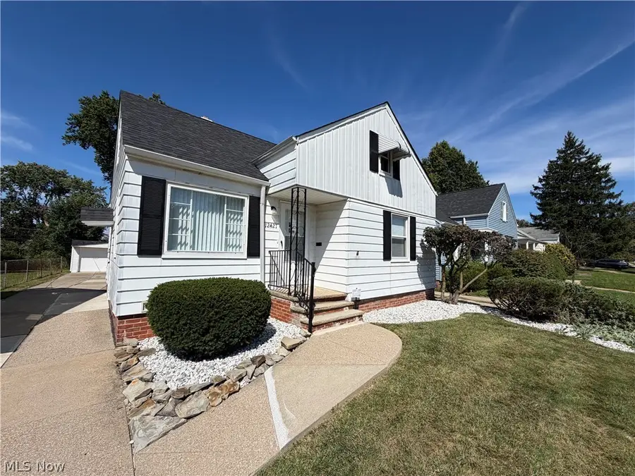 12421 Willard Avenue, Garfield Heights, OH 44125 - #2