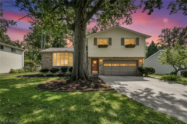 24397 Noreen Drive, North Olmsted, OH 44070