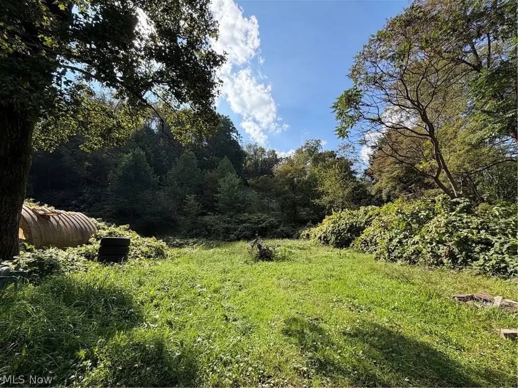 000 First Street Extension And Queens Lane, Chester, WV 26034 - #1