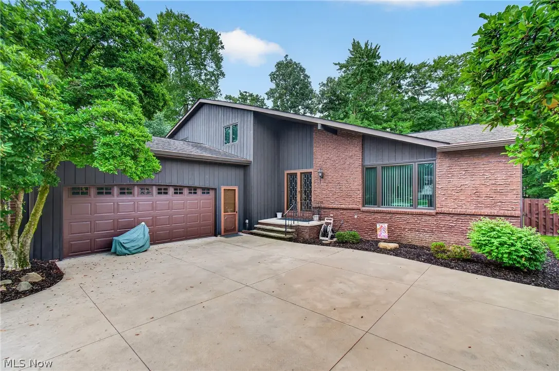 9961 Cedarwood Drive, North Royalton, OH 44133 - #1