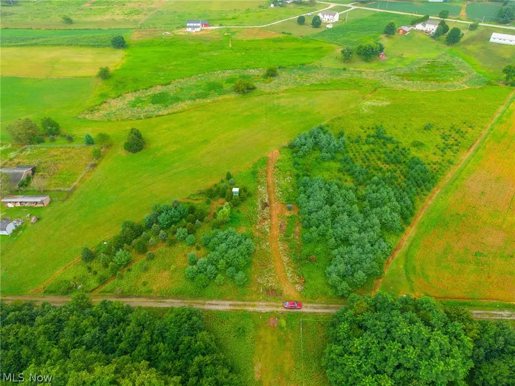 Lawndell Sw Road, Beach City, OH 44608 - #1
