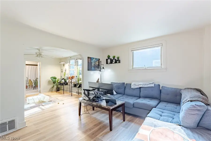 2409 Montclair Avenue, Cleveland, OH 44109 - #2