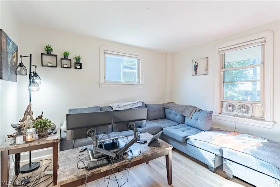 2409 Montclair Avenue, Cleveland, OH 44109 - #3
