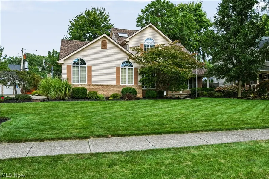 697 Cherry Valley Drive, Amherst, OH 44001 - #2