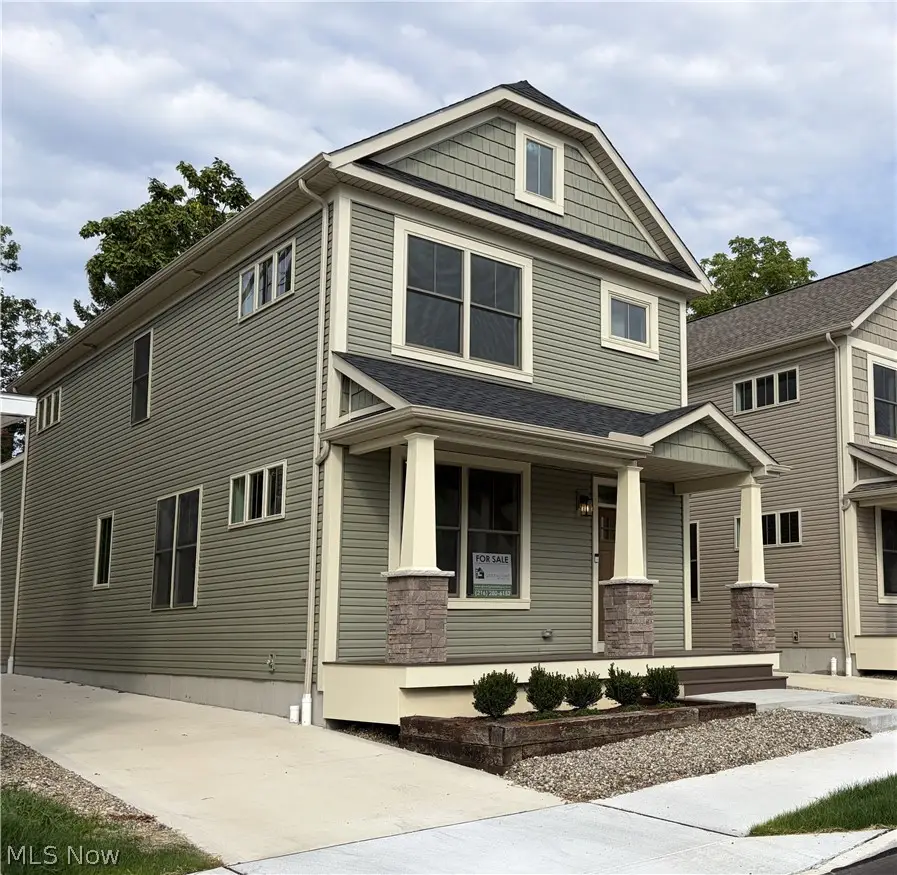 1881 Woodlawn Avenue, Cleveland, OH 44112 - #3