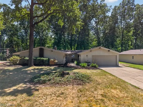 287 Moreland Drive, Canfield, OH 44406
