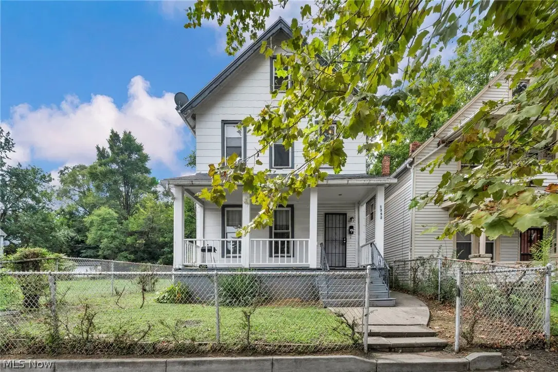 1352 Giddings Avenue, Cleveland, OH 44103 - #1