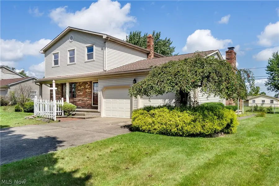 4474 Woodridge Drive, Youngstown, OH 44515 - #3