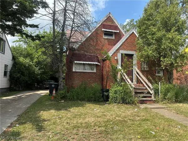 16909 Harvard Avenue, Cleveland, OH 44128