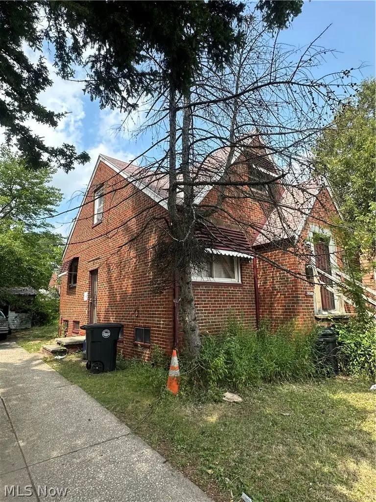 16909 Harvard Avenue, Cleveland, OH 44128 - #2