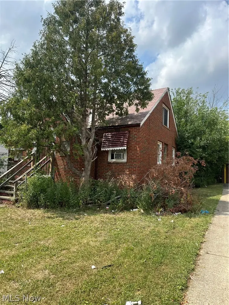 16909 Harvard Avenue, Cleveland, OH 44128 - #3
