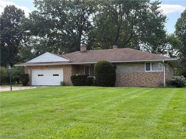 6677 Akins Road, North Royalton, OH 44133