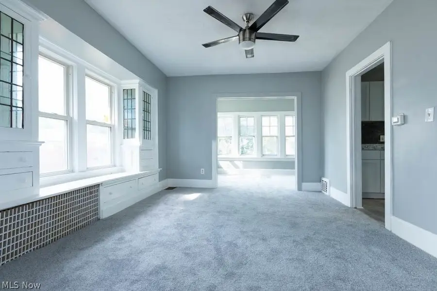 12909 Beachwood Avenue, Garfield Heights, OH 44105 - #3