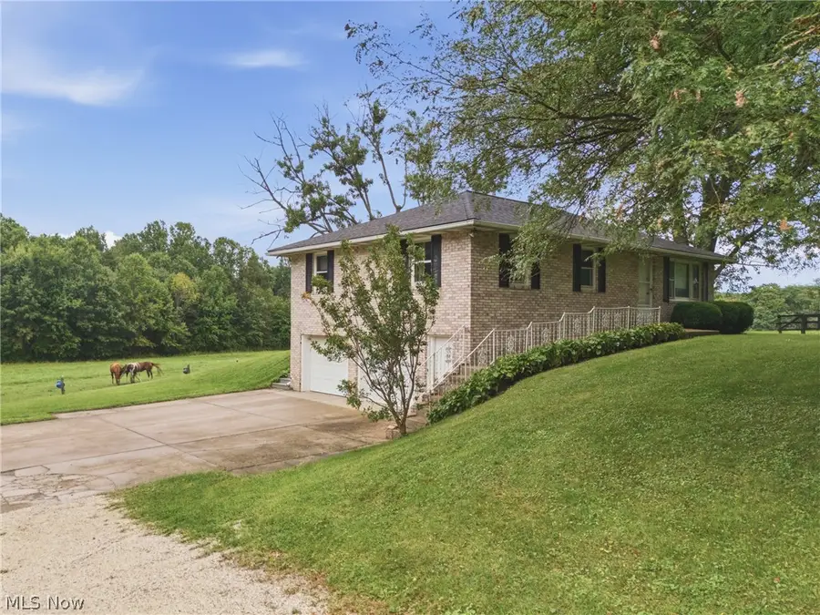 4510 Plainfield Sw Avenue, Canton, OH 44706 - #2