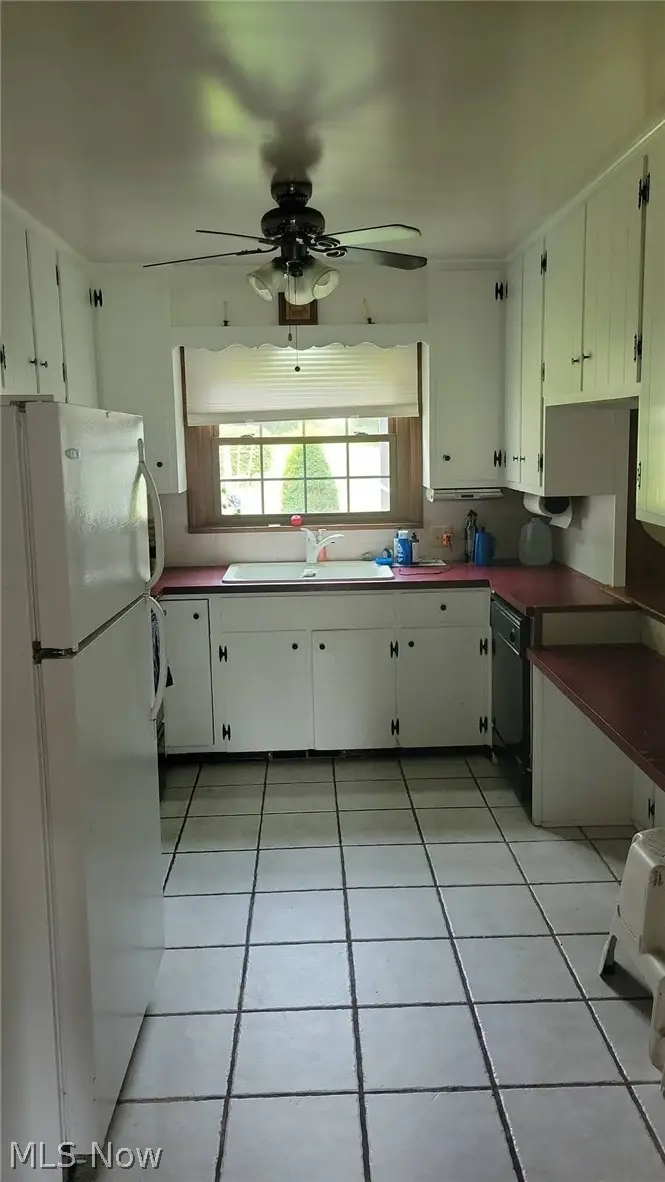13290 Carla Ave Nw, Uniontown, OH 44685 - #2