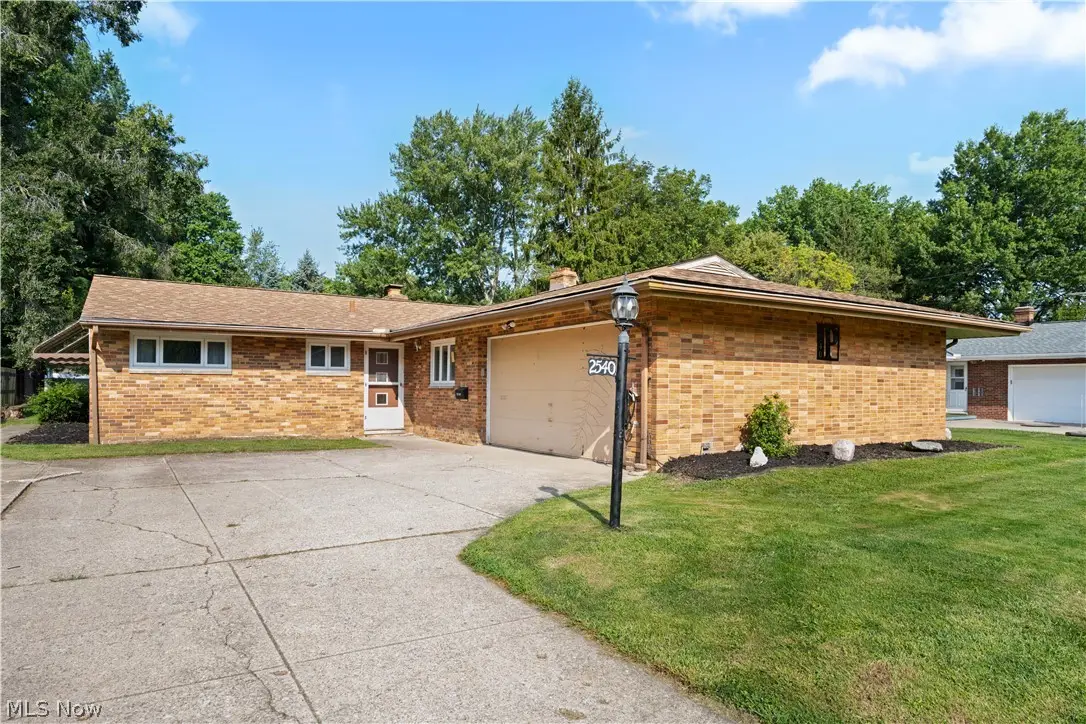 2540 Brantwood Drive, Westlake, OH 44145 - #1
