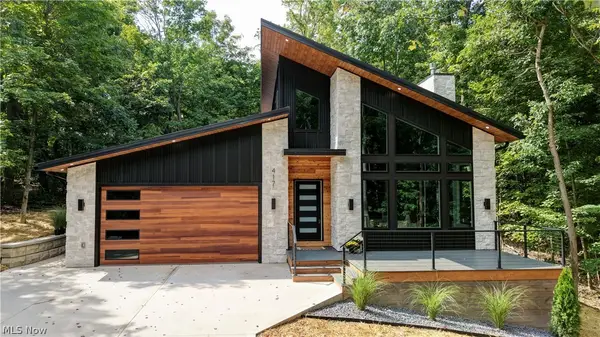 417 Grand Ridge Drive, Howard, OH 43028